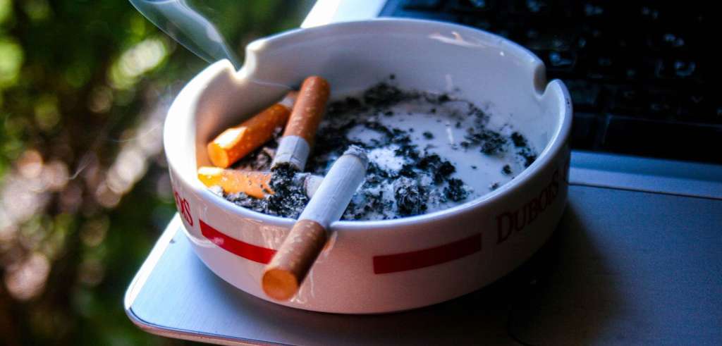 Dejar de fumar mejora el pelo